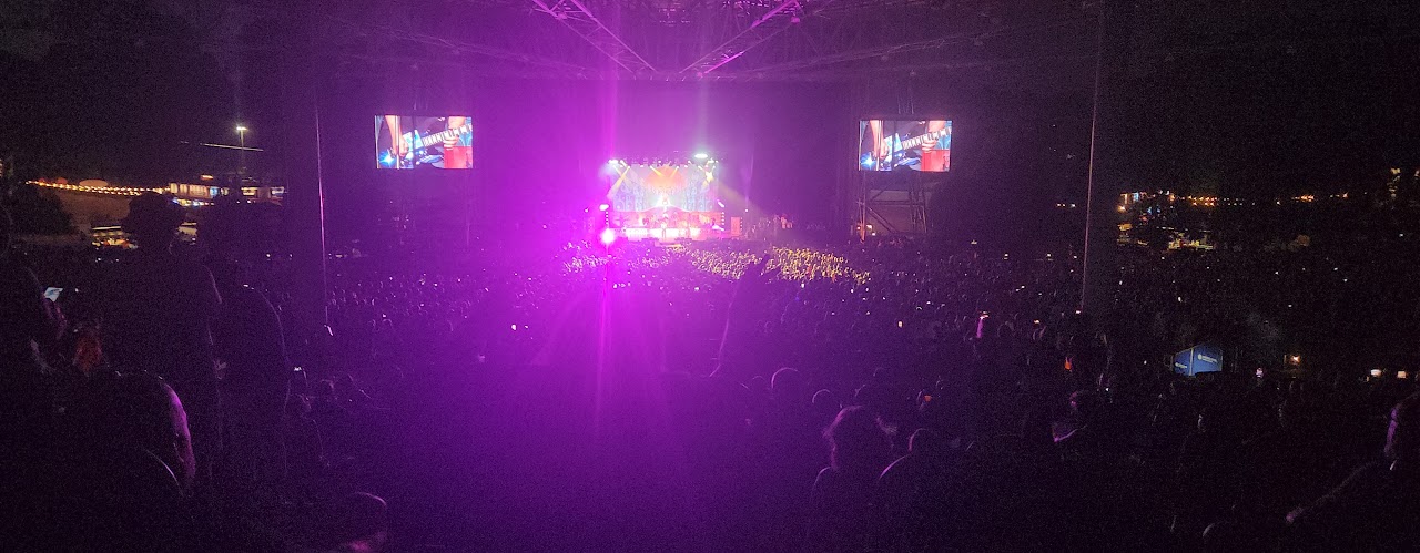 Bret Michaels at Ameris Bank Amphitheatre, photo taken at 9:23 PM