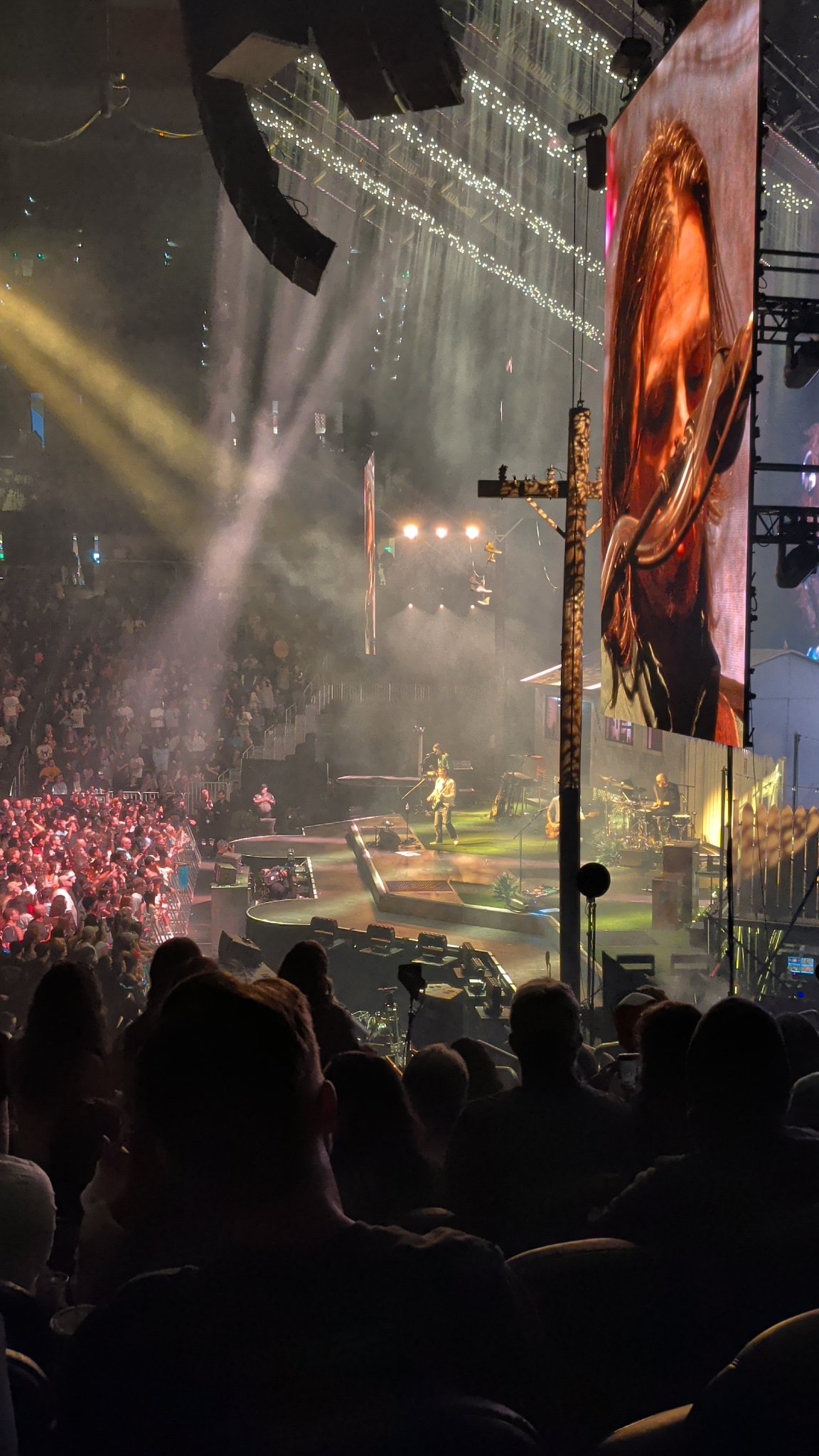 Weezer at State Farm Arena, photo taken at 9:51 PM